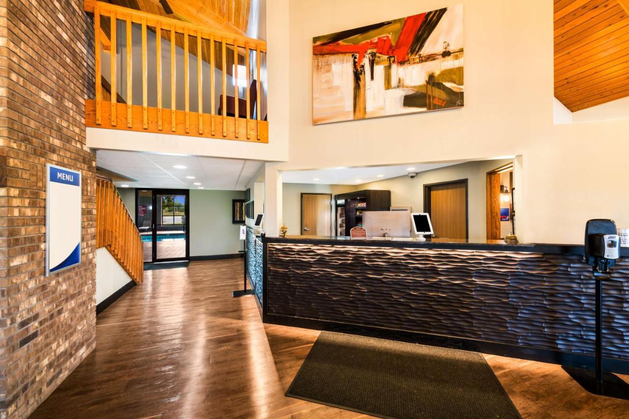 Best Western Derby Inn Eagle River Exterior foto